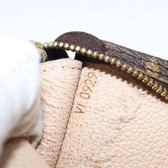 LOUIS VUITTON Monogram Bucket PM Pouch Accessory Pouch LV Auth fm3453 - Picture 12 of 16